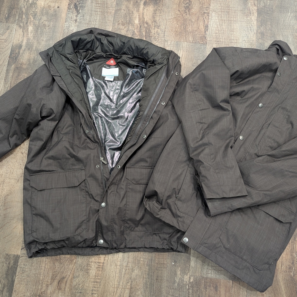 Columbia Men's Dark Gray Hooded Winter Jacket